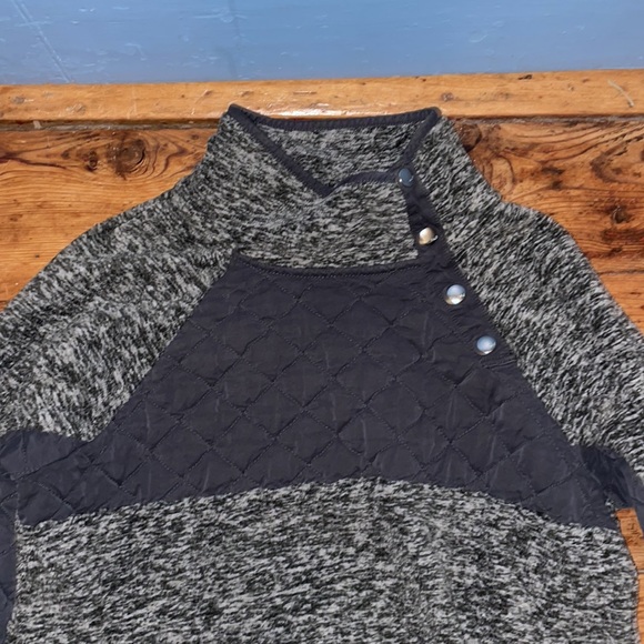 Abercrombie & Fitch Asymmetrical Snap-Up Fleece - Picture 6 of 12